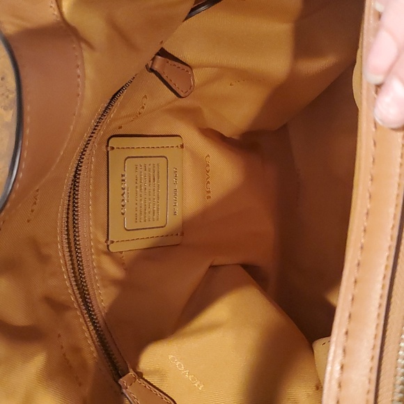 Coach Edie 42 mixed leathers squash color - Picture 14 of 15